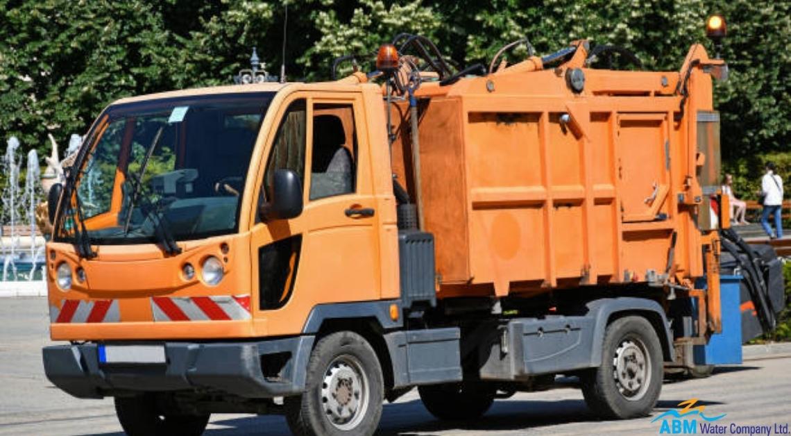 Types of garbage trucks